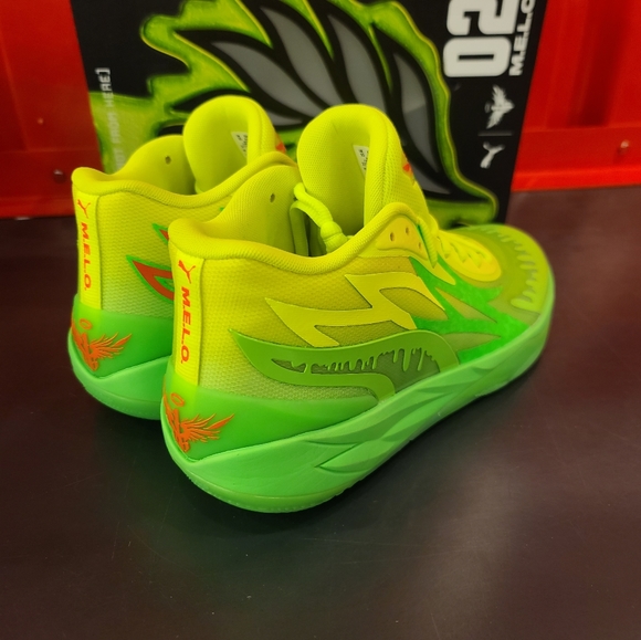 LaMelo Ball Puma “slime” basketball sneakers- - Picture 6 of 9